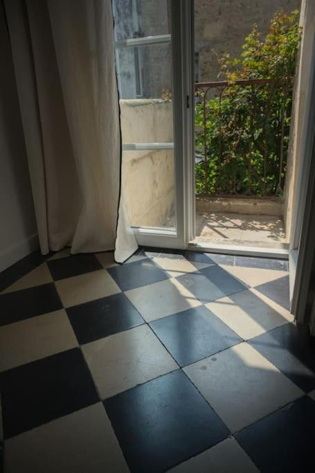 Appartement Avec Son Patio Dans Centre Historique De Bourg Dış mekan fotoğraf